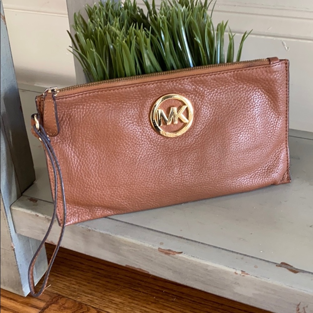 Michael Kors wristlet